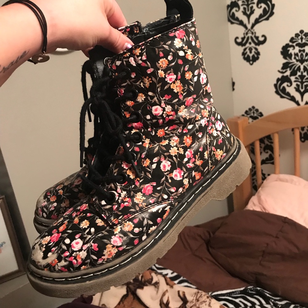 Knock off doc martins